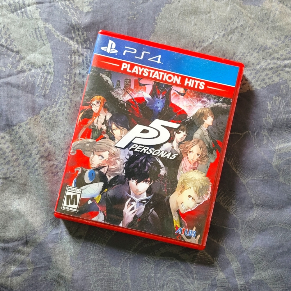 ⭐️Persona 5 PS4⭐️